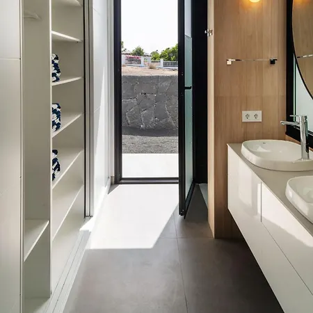 Villa Avasarala By Buenavilla *