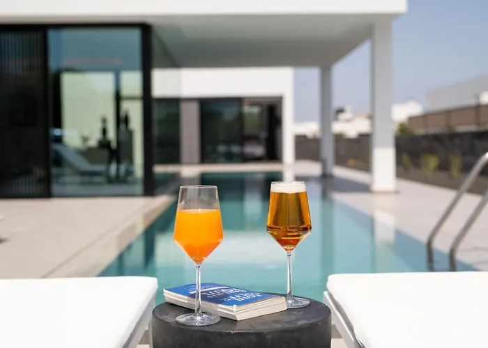 Avasarala By Buenavilla Villa Puerto Calero